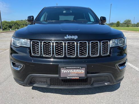 Used 2020 Jeep Grand Cherokee Laredo image 28