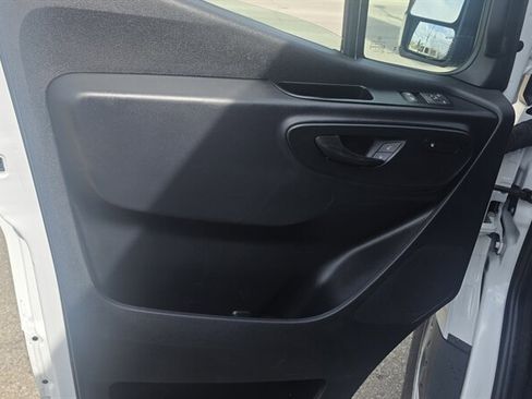 Used 2025 Mercedes-Benz Sprinter 2500 image 19