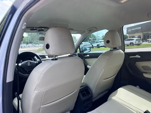 Used 2019 Volkswagen Tiguan S image 14