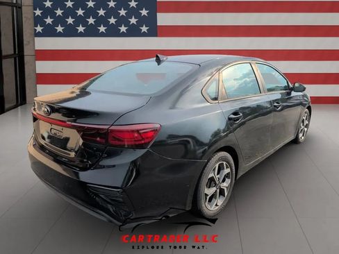 Used 2020 Kia Forte LXS FWD image 6