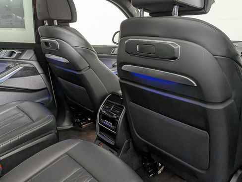 Used 2024 BMW X7 xDrive40i w/ Executive Package image 46