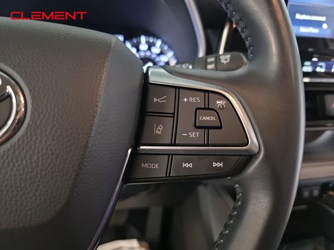 Used 2020 Toyota Highlander XLE w/ Protection Package #3 image 15