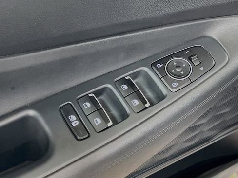 Used 2022 Hyundai Santa Fe SEL w/ Cargo Package image 17