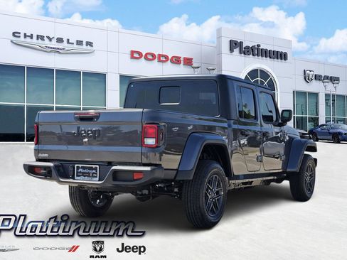 New 2025 Jeep Gladiator Sport image 5