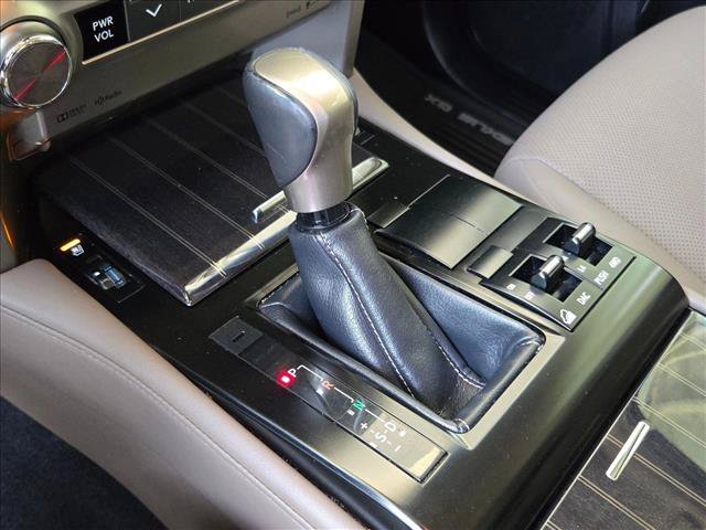 Used 2021 Lexus GX 460 Premium w/ Premium Package AWD/4WD image 19