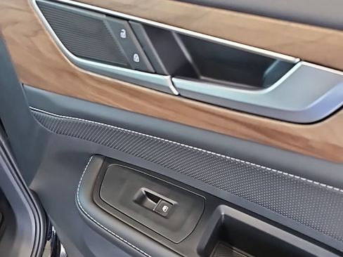 New 2026 Volkswagen Atlas SE AWD/4WD image 12