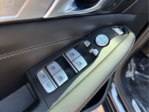 Used 2021 BMW X7 M50i w/ Executive Package AWD/4WD image 23