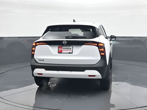 New 2026 Nissan Kicks S image 6