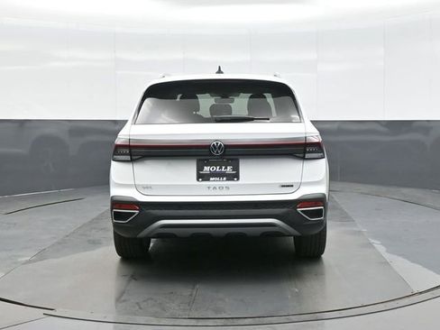 New 2026 Volkswagen Taos SEL image 6