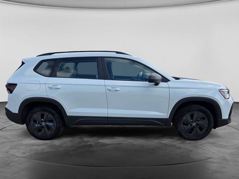 Used 2026 Volkswagen Taos S FWD image 10
