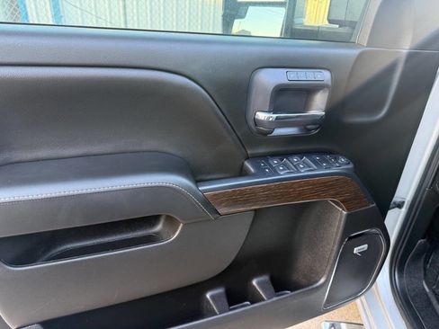 Used 2019 GMC Sierra 3500 Denali w/ Duramax Plus Package image 19