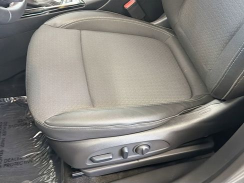 Used 2023 Buick Encore GX Preferred w/ Cold Weather Comfort Package image 20