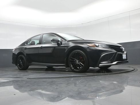 Used 2022 Toyota Camry XSE image 51