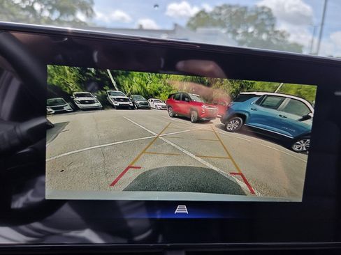 New 2026 Chevrolet Trax LT w/ Driver Confidence Package FWD image 27