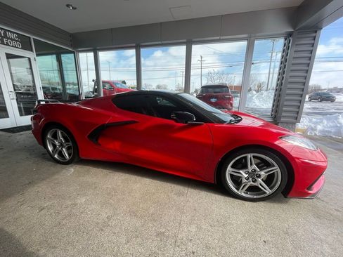 Used 2023 Chevrolet Corvette Stingray w/ Z51 Performance Package image 2