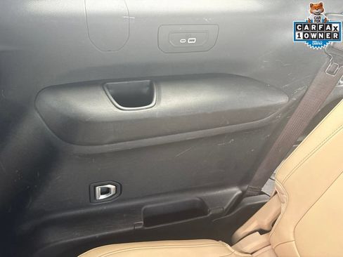 Used 2023 Jeep Grand Cherokee L Limited AWD/4WD image 34