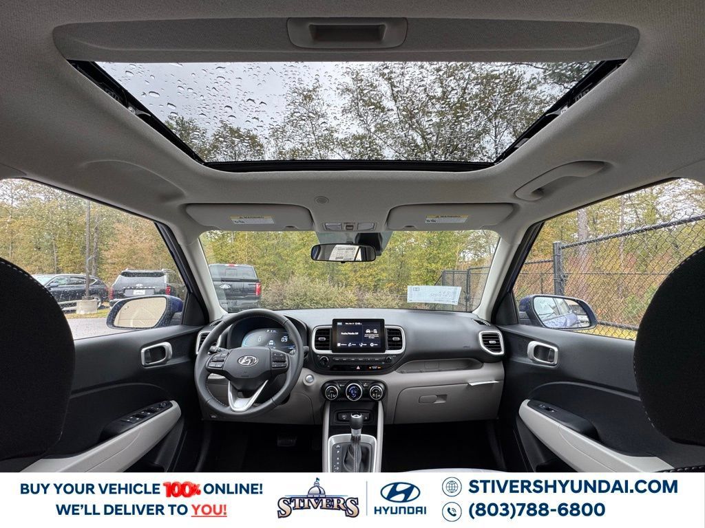 Certified 2026 Hyundai Venue SEL FWD image 3