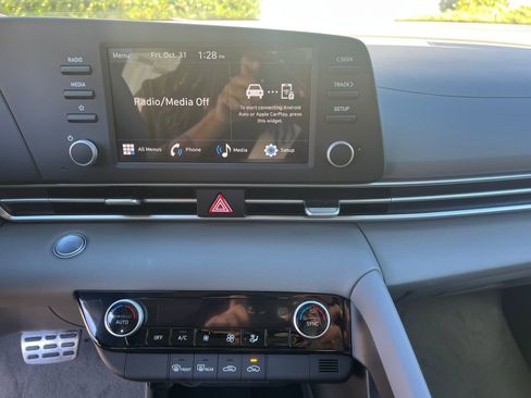 New 2026 Hyundai Elantra Sport image 26