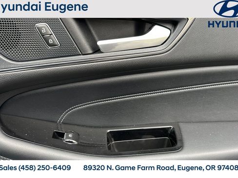 Used 2019 Ford Edge Titanium w/ Cold Weather Package image 26