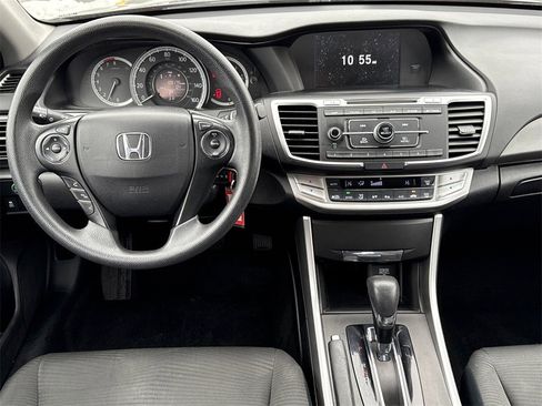 Used 2015 Honda Accord LX image 15