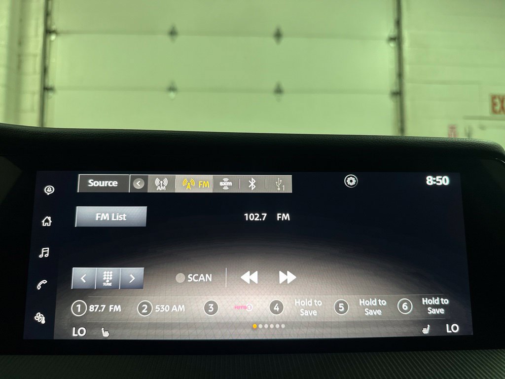 Used 2025 Nissan Murano SV AWD/4WD image 27