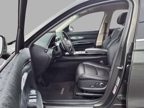 Used 2025 Genesis GV70 2.5T AWD/4WD image 21