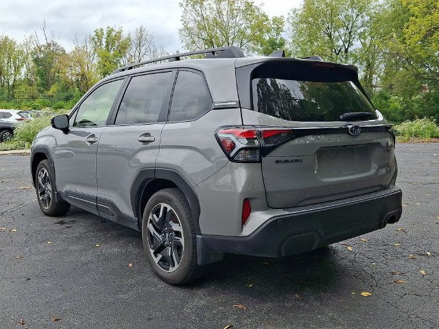 Used 2025 Subaru Forester Limited AWD/4WD image 6