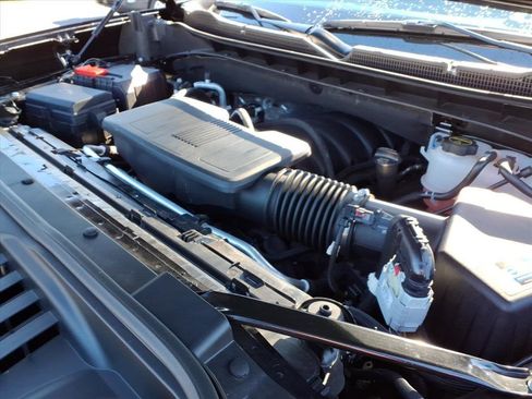 Used 2025 Chevrolet Silverado 1500 ZR2 w/ Technology Package AWD/4WD image 11