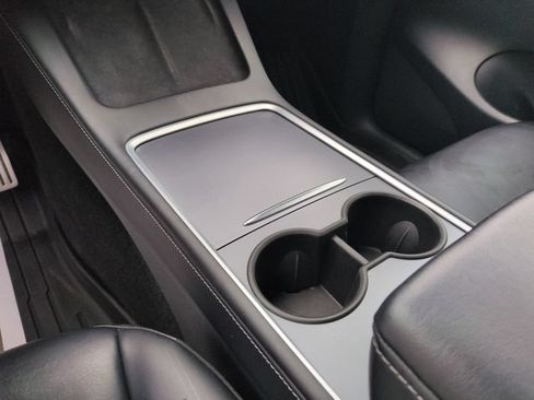 Used 2022 Tesla Model Y Performance AWD/4WD image 15