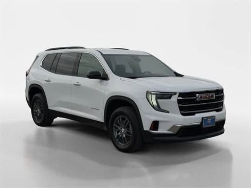 Used 2025 GMC Acadia Elevation image 15