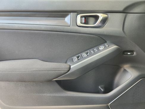 Used 2025 Honda Civic Sport image 22