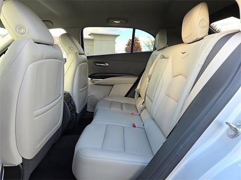 Used 2022 Cadillac XT4 Premium Luxury w/ Safety Alert Package image 22