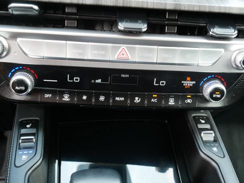 Certified 2025 Kia Telluride EX AWD/4WD image 23
