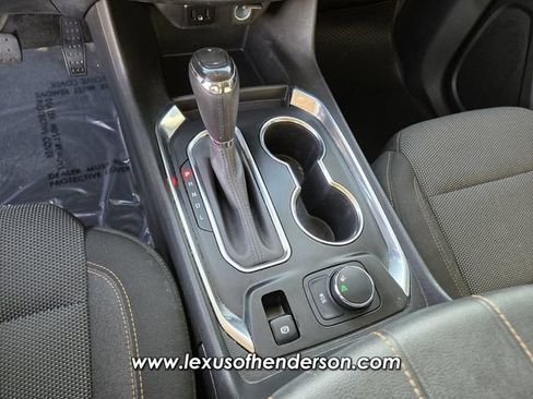 Used 2020 Chevrolet Traverse LT FWD image 29