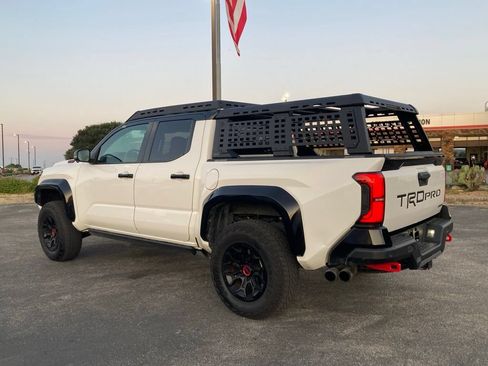 Certified 2025 Toyota Tacoma TRD Pro AWD/4WD image 7