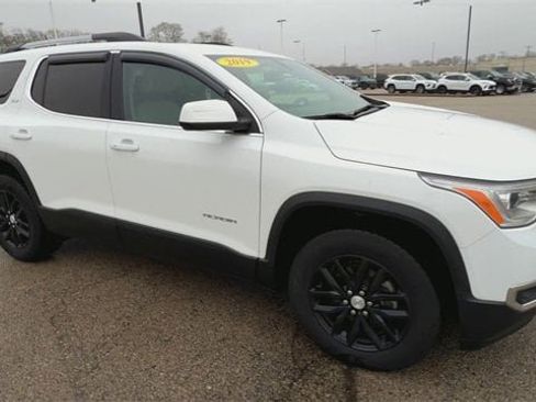 Used 2019 GMC Acadia SLT image 34