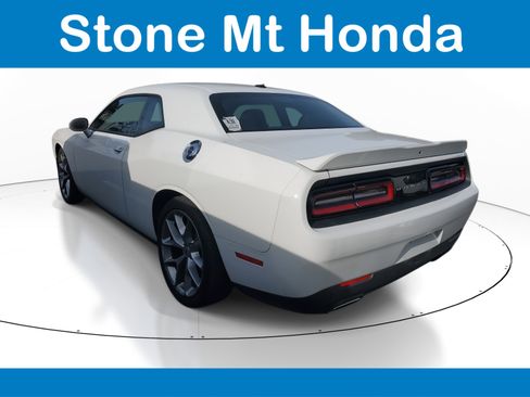 Used 2022 Dodge Challenger GT image 8
