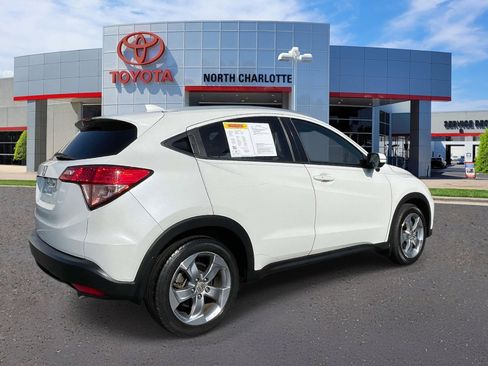 Used 2017 Honda HR-V EX-L image 6