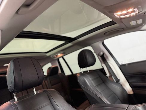 Used 2023 Mercedes-Benz GLS 450 4MATIC image 11