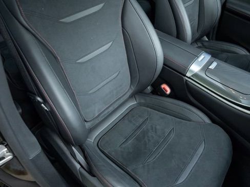 Used 2025 Mercedes-Benz GLC 43 AMG 4MATIC image 42