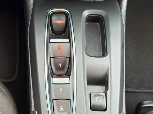 Used 2023 Chevrolet Bolt LT w/ Driver Confidence Package FWD image 18