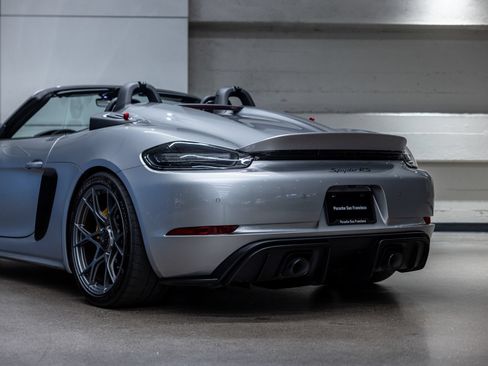 Certified 2025 Porsche 718 Boxster Spyder RS RWD image 25
