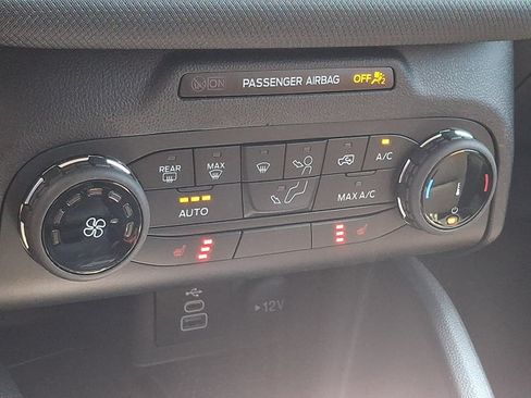 Used 2024 Ford Bronco Sport Free Wheeling w/ Convenience Package AWD/4WD image 15