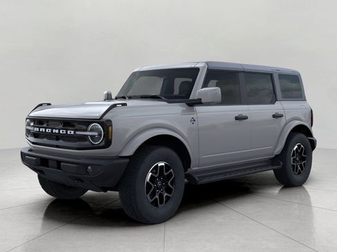 New 2026 Ford Bronco Outer Banks AWD/4WD image 1