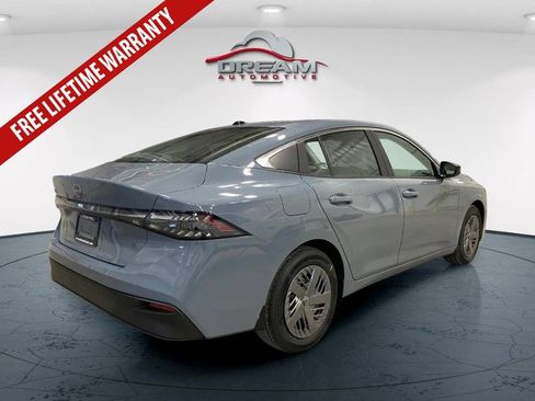 New 2026 Nissan Sentra SV w/ Floor Mat Package FWD image 14