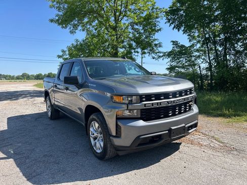 Used 2021 Chevrolet Silverado 1500 Custom AWD/4WD image 1