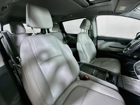 Used 2018 Honda Odyssey EX-L image 25
