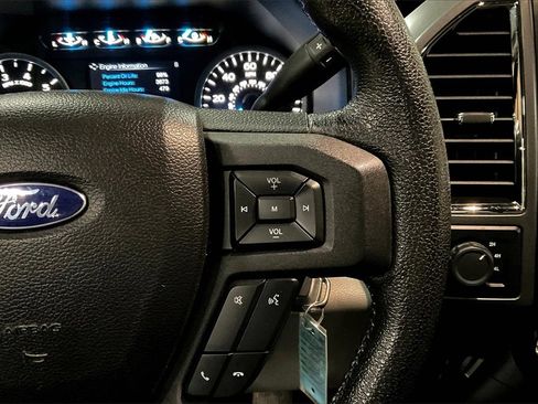 Used 2015 Ford F150 XLT w/ Equipment Group 302A Luxury image 17