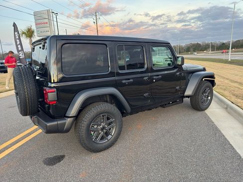 New 2026 Jeep Wrangler Unlimited Sport AWD/4WD image 5