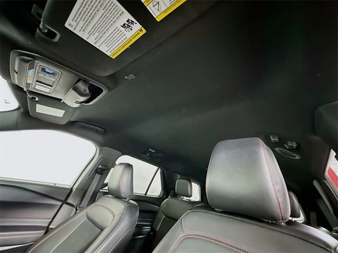 Used 2023 Ford Explorer ST-Line w/ Class IV Trailer Tow Package image 11